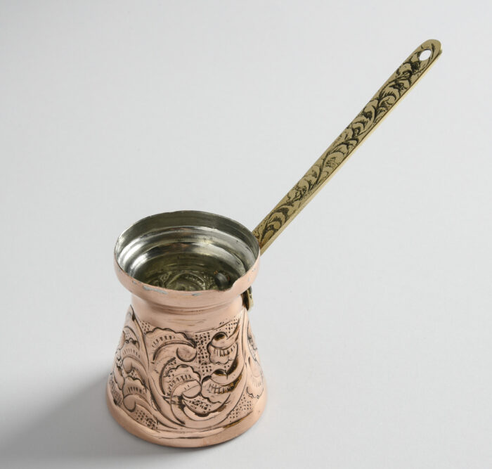 L1002 Engraved coffee pot